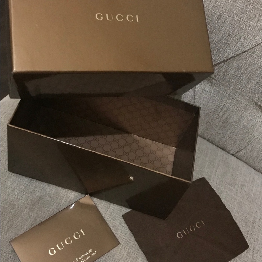 Gucci gift box